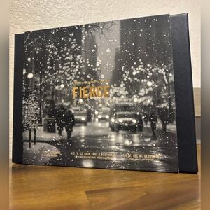 ABERCROMBIE & FITCH Set Of 3 Men's Gifting Set NEW!